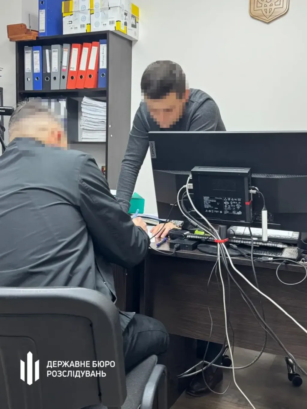 На Івано-Франківщині судитимуть начальника ТЦК за фіктивну мобілізацію 17 військовозобов’язаних На Івано-Франківщині судитимуть начальника ТЦК за фіктивну мобілізацію 17 військовозобов’язаних