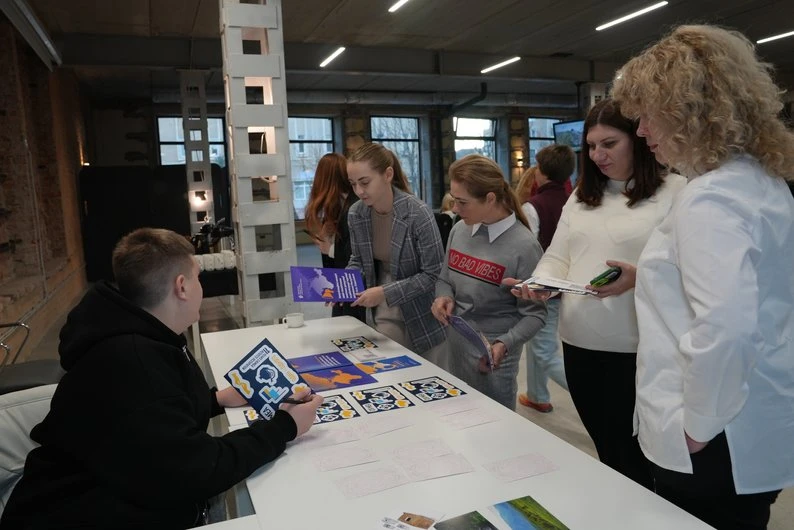 В Івано-Франківську вперше відбулися «Дні Криму»: дискусія, виставка та музичний перформанс