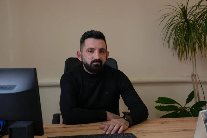 “Затягуємо ремінь”: чому у сільських та селищних радах Прикарпаття бракує кадрів