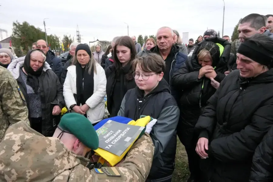 Калуш попрощався із загиблим захисником Андрієм Царевичем Калуш попрощався із загиблим захисником Андрієм Царевичем