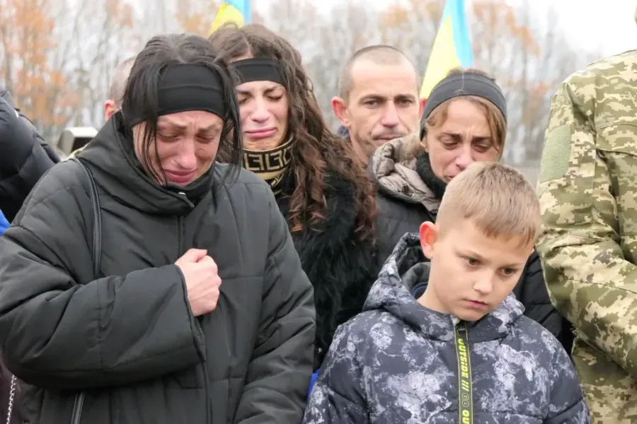 У Боднарові віддали шану полеглому захиснику Анатолію Темнику