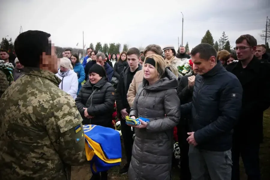 У Калуші попрощалися з полеглим героєм Сергієм Дранутою