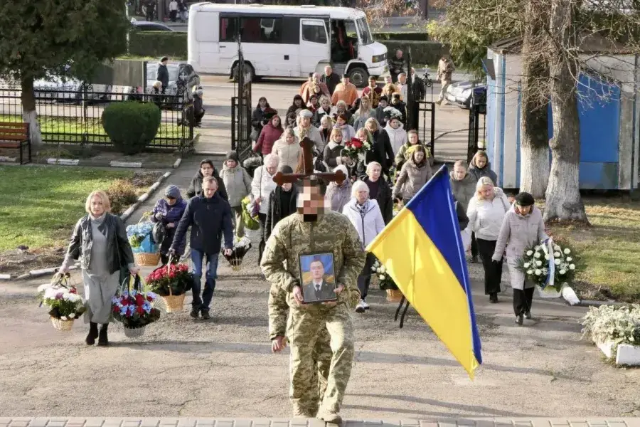У Калуші попрощалися з полеглим героєм Сергієм Дранутою