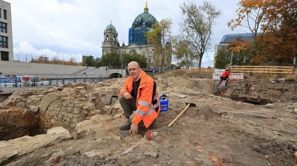 Археологи в Берліні виявили рештки будівель єврейських родин на Форумі Маркса й Енгельса
