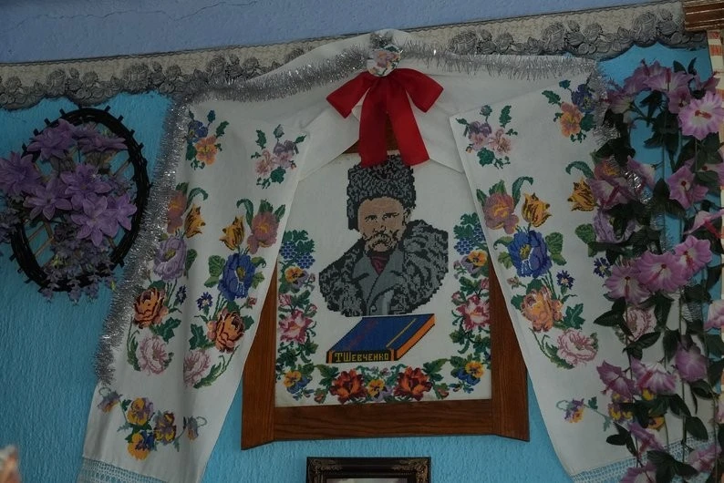 Сотні вишитих історій: як прикарпатка з Княждвора пронесла своє мистецтво через усе життя
