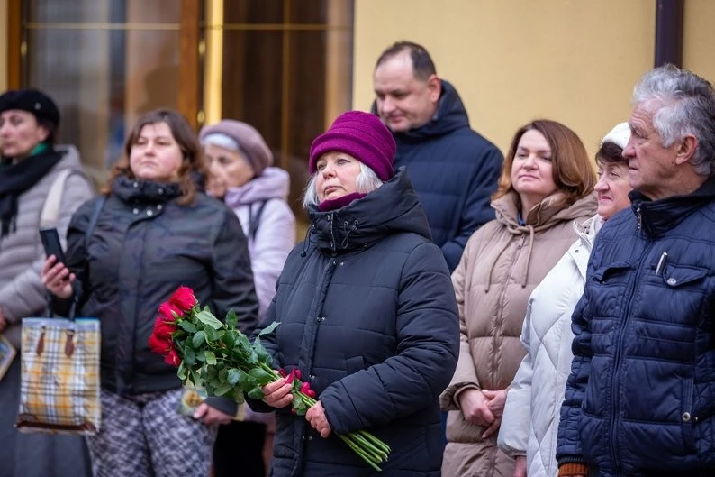У Франківську з’явилася нова пам’ять про Заливаху: на Алеї слави відкрили бронзову плиту