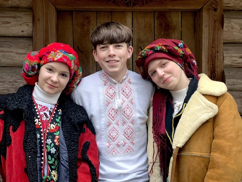 Андріївські передвечір’я у Крилосі: як школярі оживили давні звичаї у заповіднику