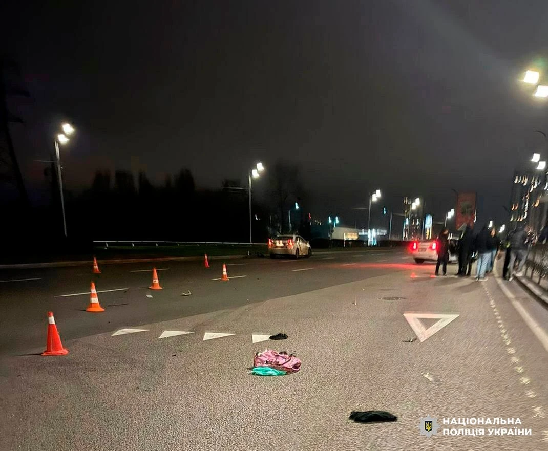 Під вартою водій Tesla, який смертельно збив 13-річну дівчинку в Києві
