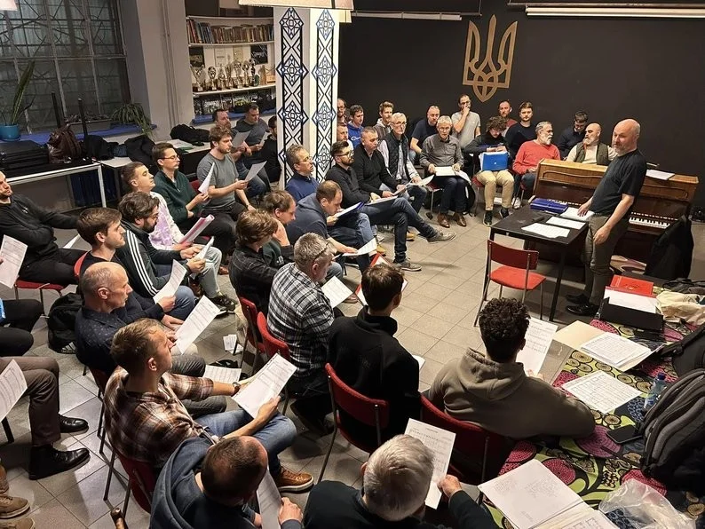 Хор, що злітається з усієї Польщі: як “Журавлі” пів століття тримають український голос