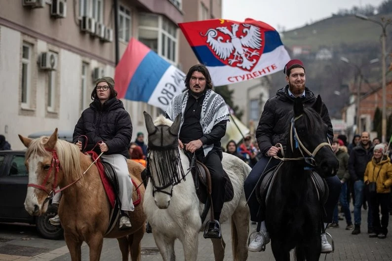 Нови Пазар знову на вулицях: студенти та молодь проти тиску університетської адміністрації