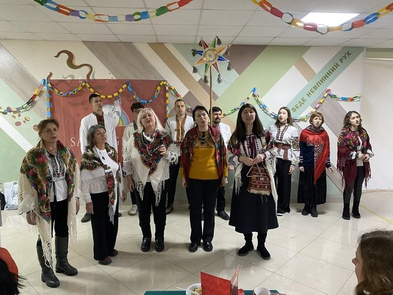 Різдвяний обід для душі: у Франківську підтримали нужденних