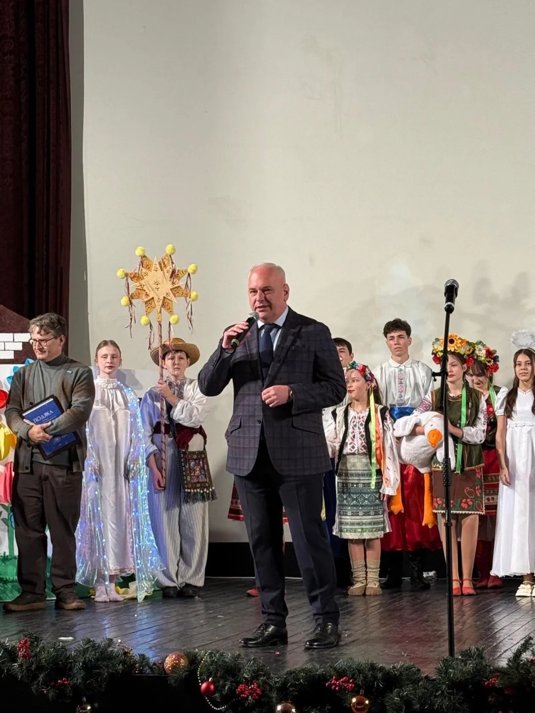 Зимова магія українських традицій у Молдові: від Коляди до Щедрика