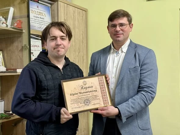 Калуш відзначає молодіжну ініціативу, що поєднала традиції та підтримку ЗСУ