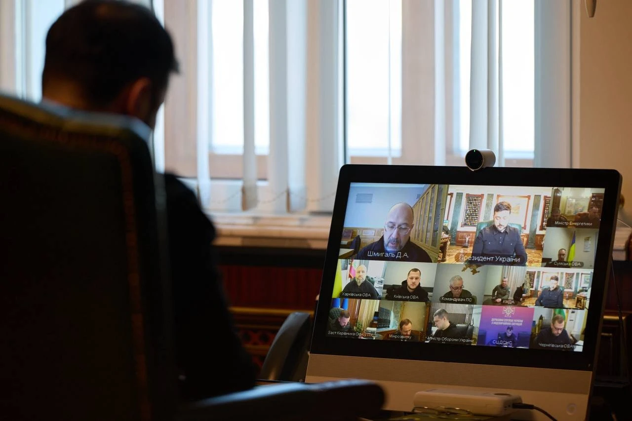 Енергетичний фронт: Зеленський зібрав терміновий селектор через критичну ситуацію в регіонах