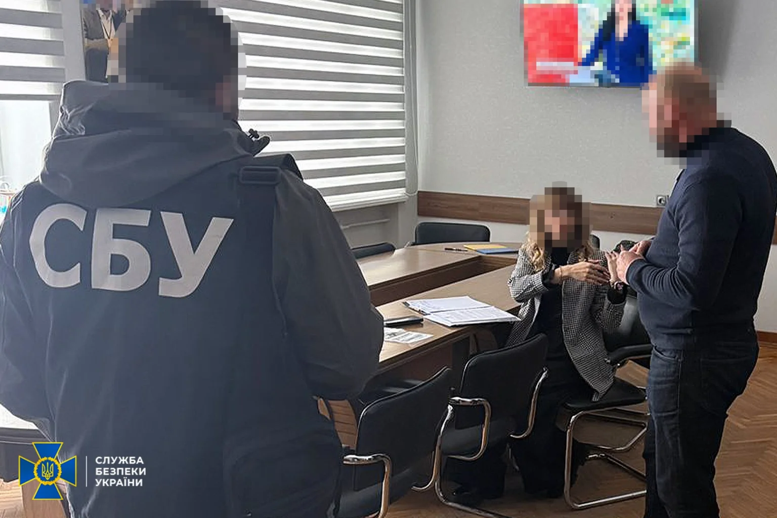 Земля під завод за «відкати»: на Прикарпатті СБУ затримала мера-корупціонера