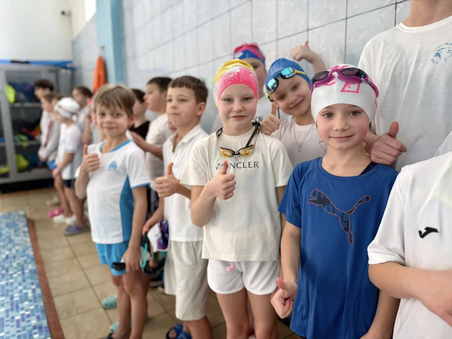 Водна стихія та воля до перемоги: як Калуш зустрів юних плавців на турнірі «LOVE SWIMMING»