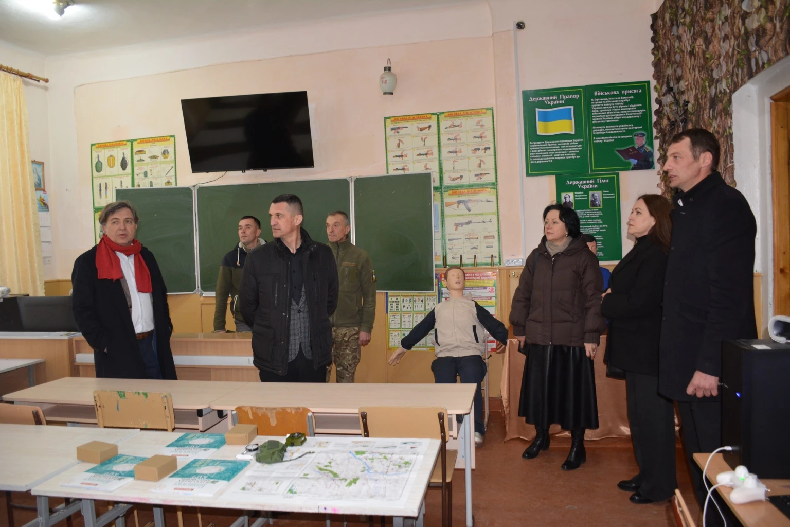 Освітня модернізація у Надвірній: результати візиту обласної делегації