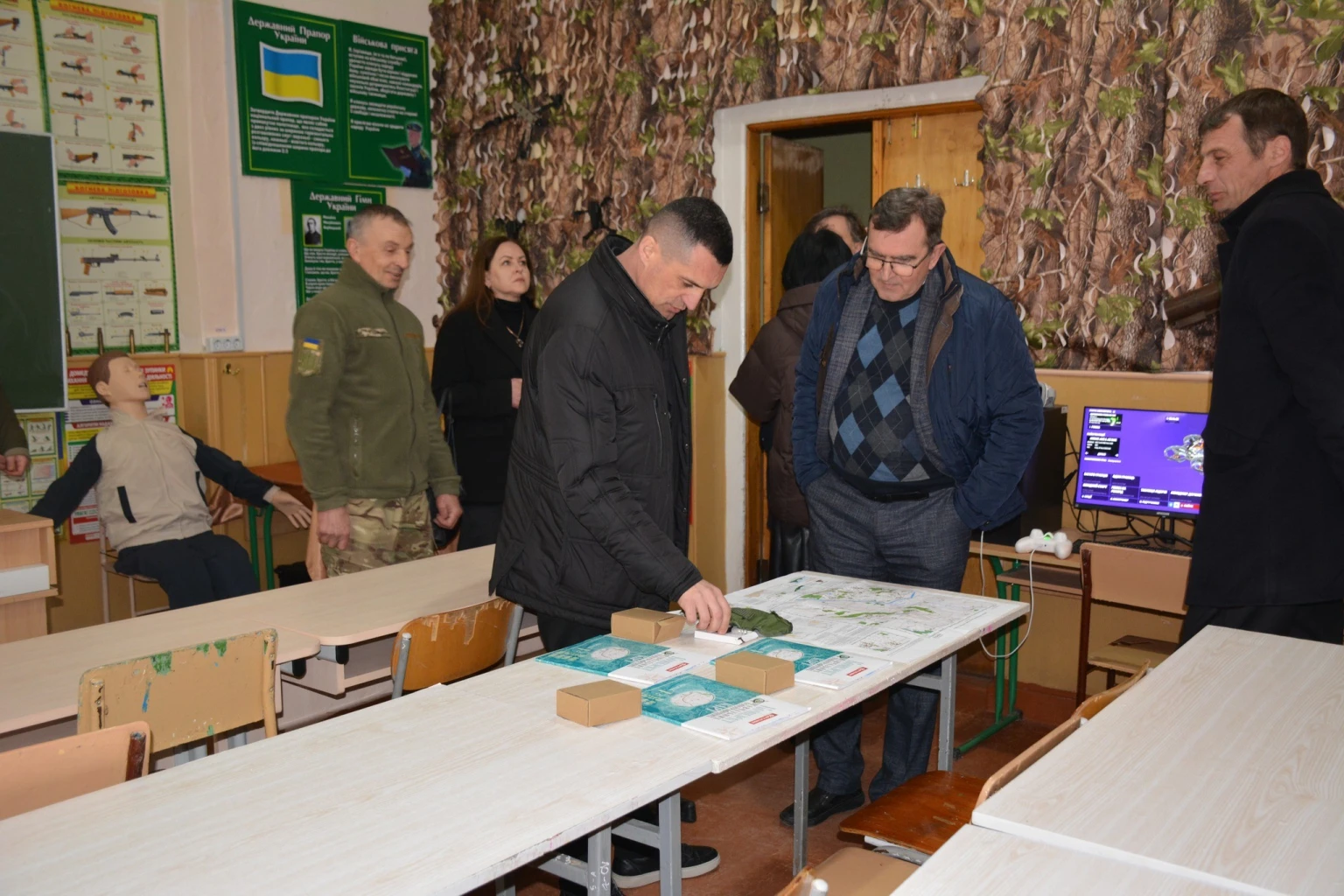 Освітня модернізація у Надвірній: результати візиту обласної делегації