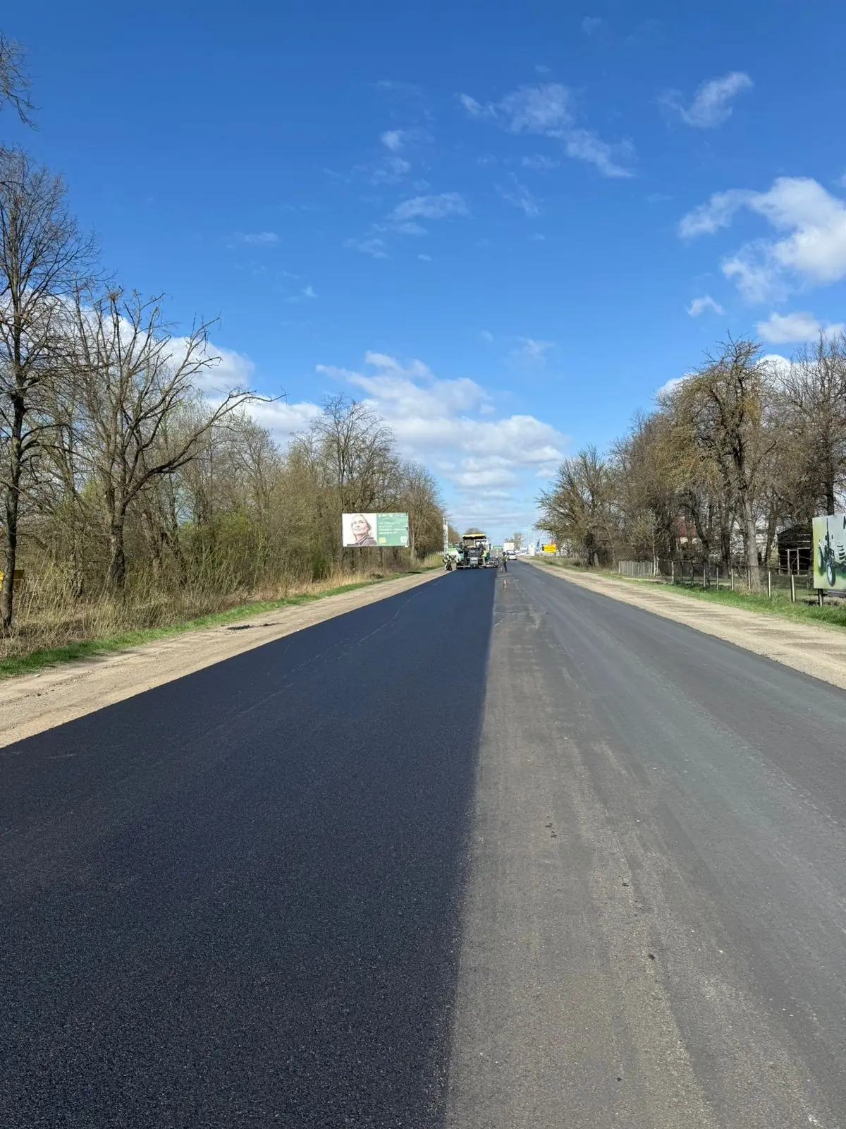 Дорожня карта відновлення: на під’їздах до Івано-Франківська розгорнули масштабні ремонти