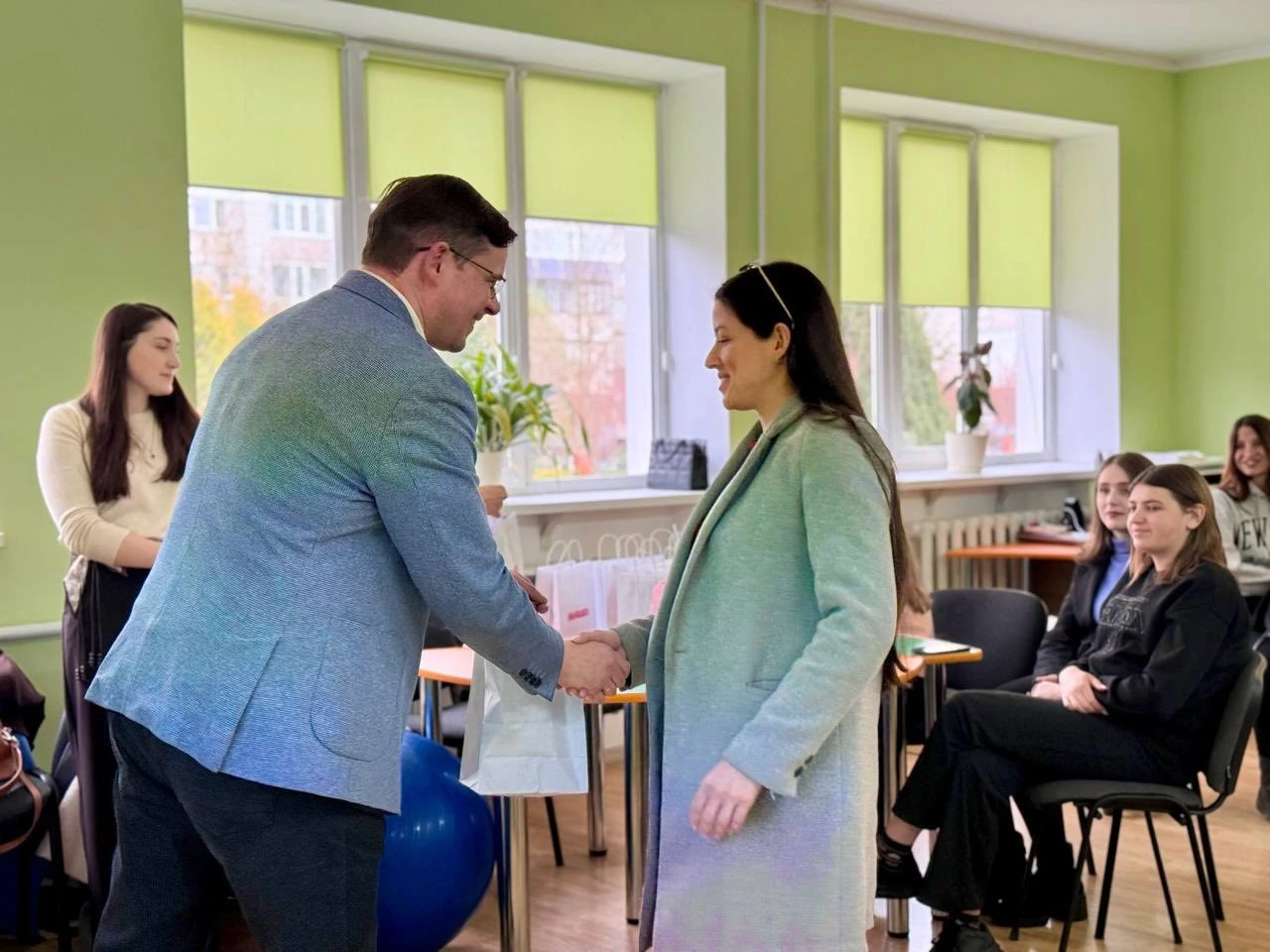 На Прикарпатті запустили оновлений освітній курс для майбутніх батьків