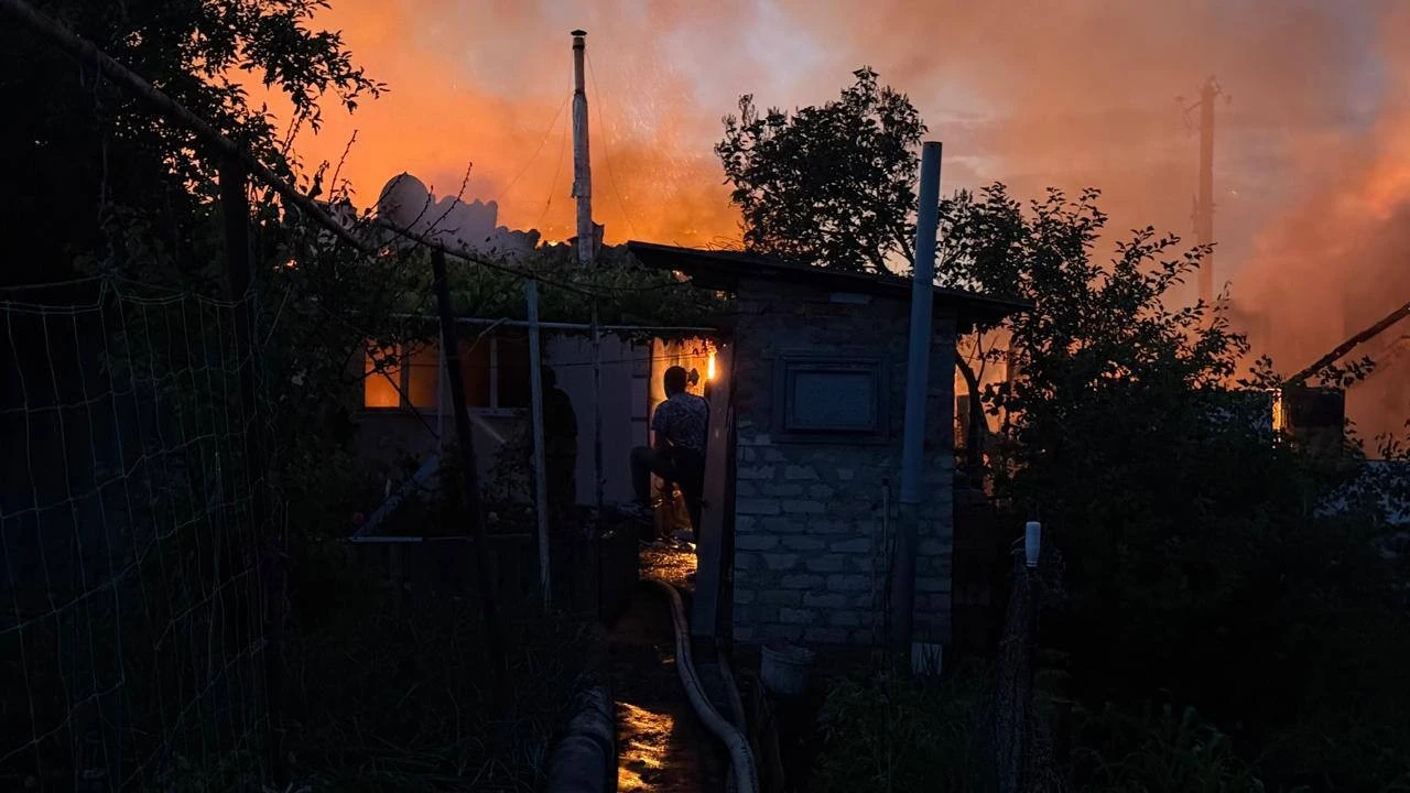 Нічна атака на Балаклію: серед поранених є діти