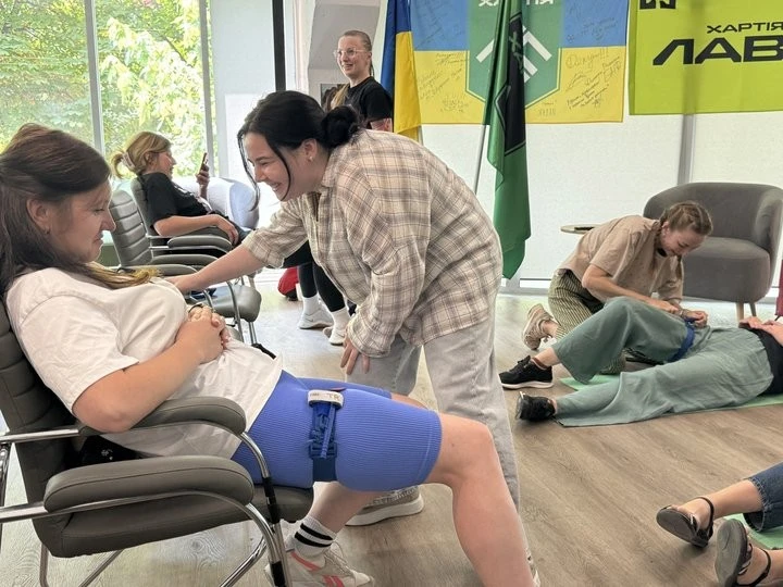 Як в Івано-Франківську опановували навички порятунку під час кровотеч